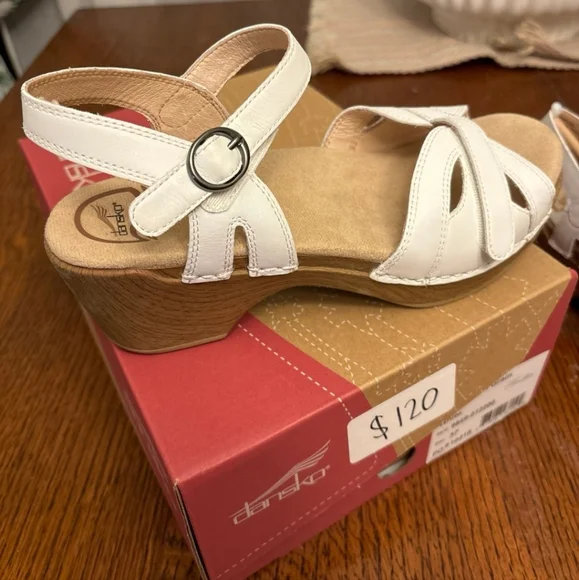 Dansko Women's Season Sandals White Full Grain - Picture 6 of 9